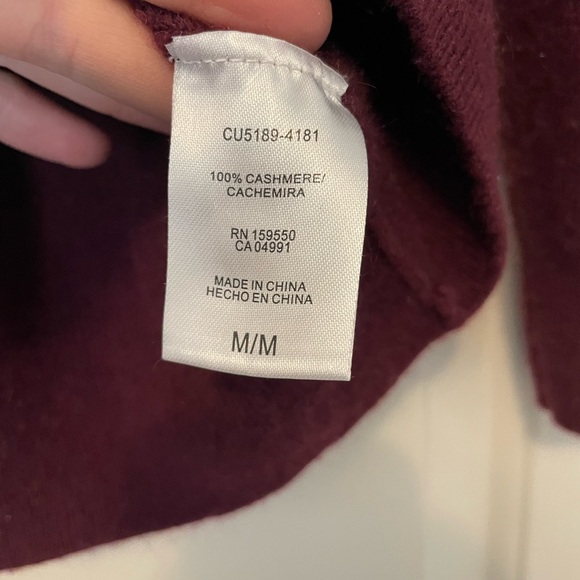 Hilary Radley Women V-Neck Long Sleeve Cashmere Sweater Wine Red Burgundy Sz M - Picture 4 of 6